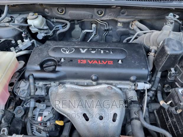 Toyota Vanguard 2010 Black