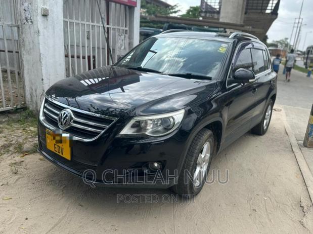 Volkswagen Tiguan 2009 Black