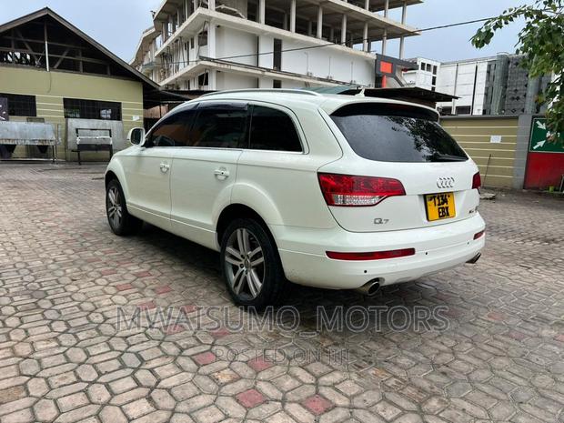 Audi Q7 2007 White