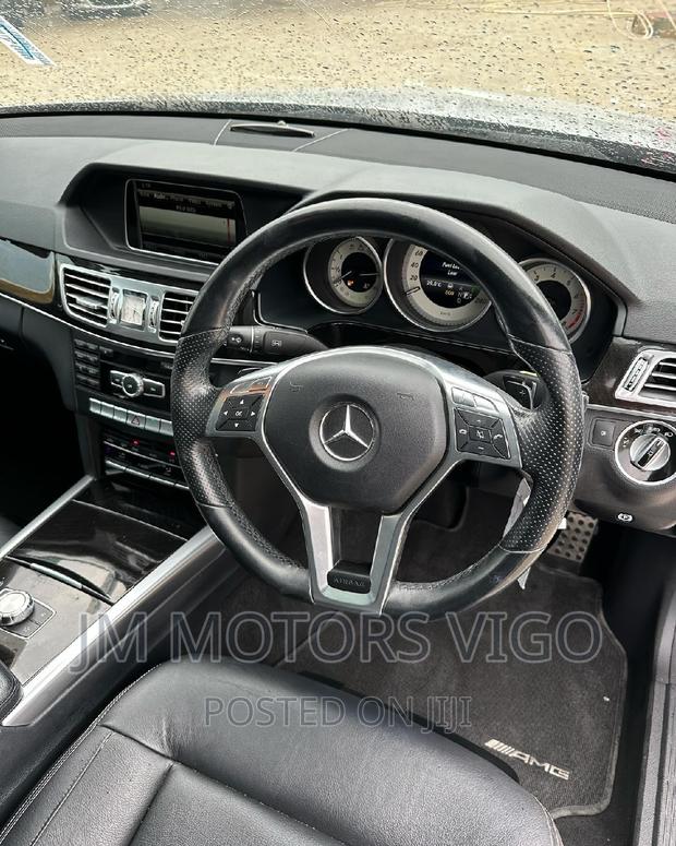 Mercedes-Benz E250 2014 Silver