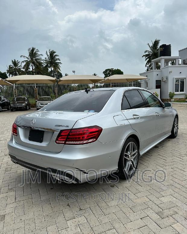Mercedes-Benz E250 2014 Silver