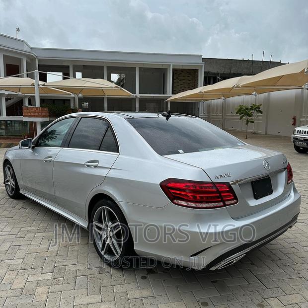 Mercedes-Benz E250 2014 Silver