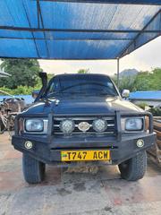 Toyota Hilux 1996 Gray for sale