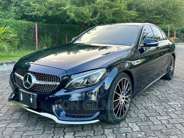 Mercedes-Benz C-Class 2017 Black