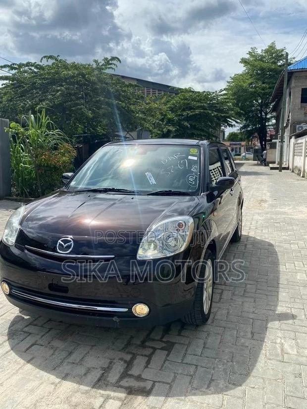 Mazda Verisa 2007 Black