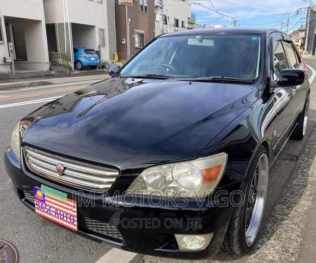 Toyota Altezza 1999 Black