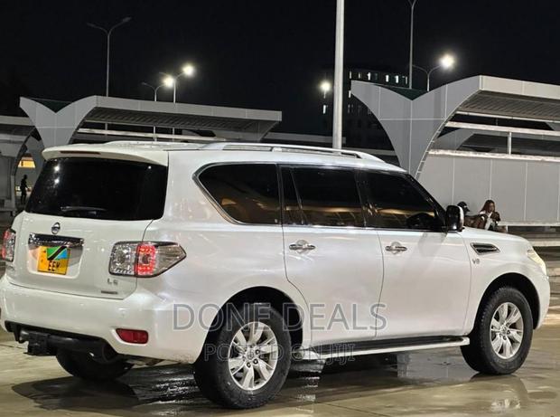 Nissan Patrol 2014 White