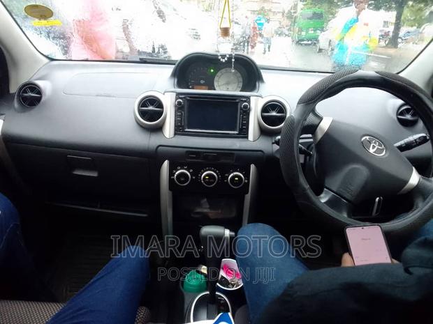 Toyota IST 2005 Silver