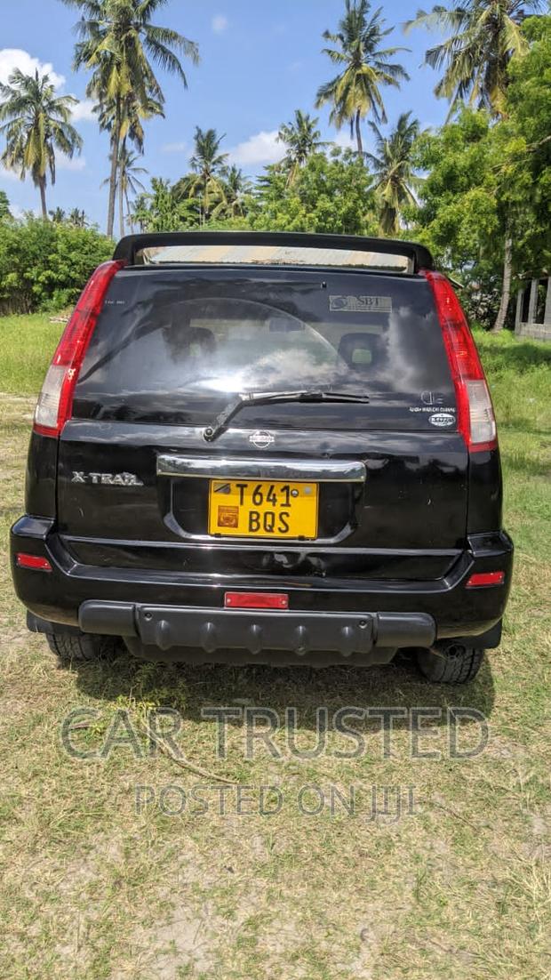 Nissan X-Trail 2.0 2005 Black