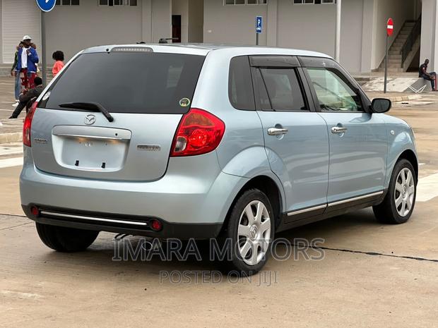 Mazda Verisa 2011 Gray