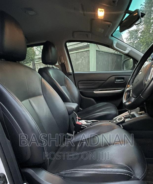 Mitsubishi Triton 2019 White