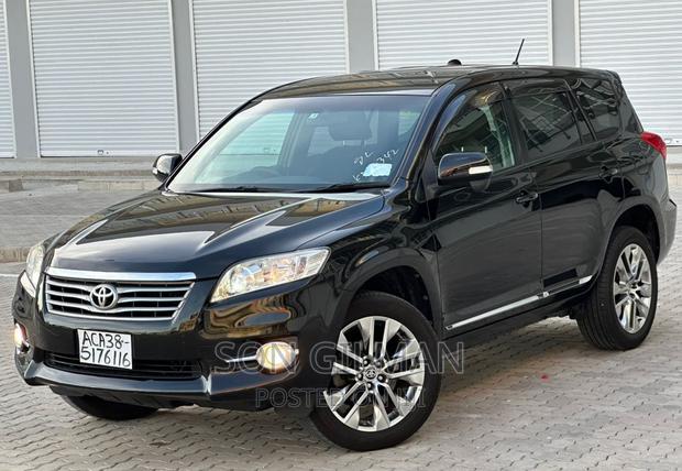 Toyota Vanguard 2011 Black