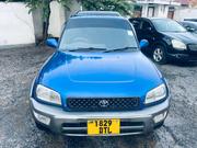 Toyota RAV4 Automatic 2000 Blue for sale