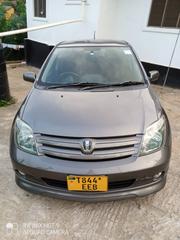 Toyota IST 2005 Gray for sale