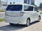 Toyota Vellfire 2010 White for sale