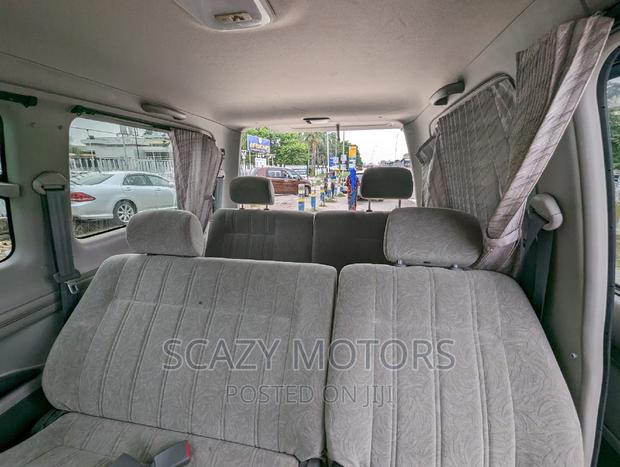 Toyota Noah 2002 Black