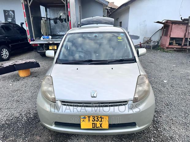 Toyota Passo 2006 Green