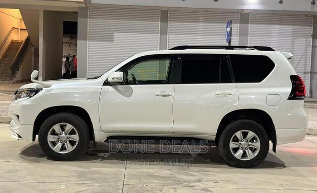 Toyota Land Cruiser Prado 2018 White