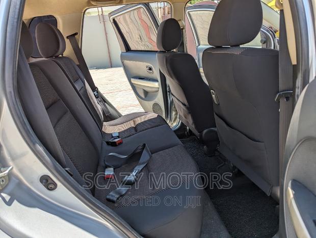 Toyota IST 2005 Gold