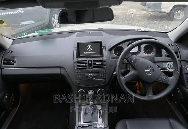 Mercedes-Benz C-Class C 200 Kompressor (W204) 2008 Pearl