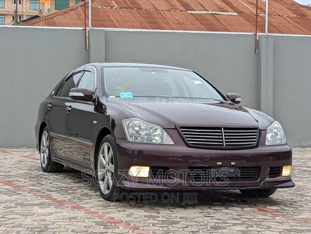 Toyota Crown 2007