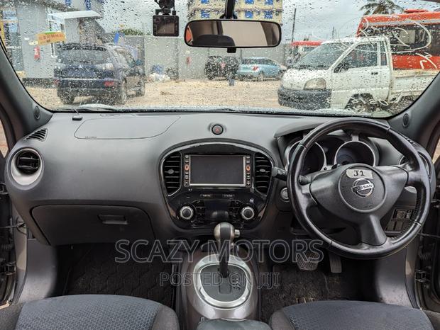 Nissan Juke 2011 Gray