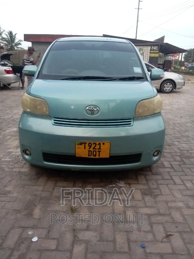 Toyota Porte 1.3 FWD 2005 Blue
