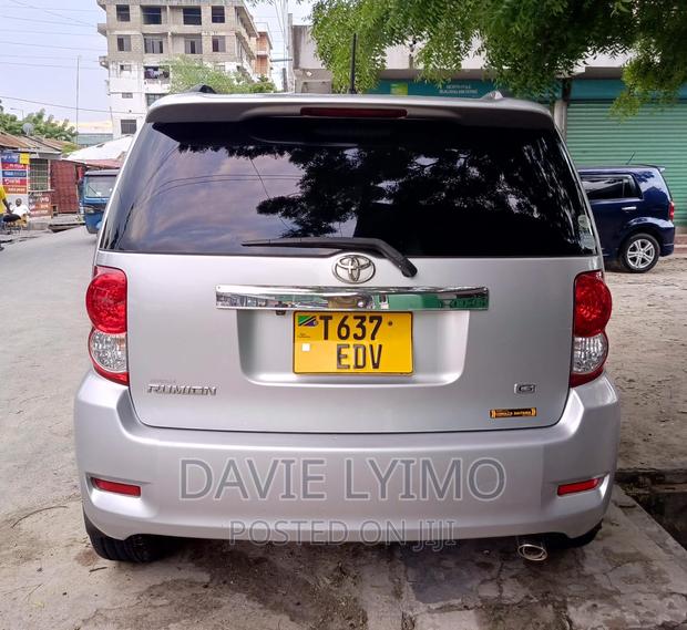 Toyota Corolla Rumion 2007 Silver