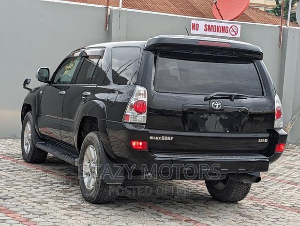 Toyota Hilux Surf 2006 Black