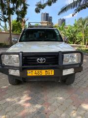 Toyota Land Cruiser 2006 White for sale