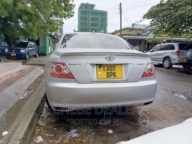 Toyota Mark X 2005 Silver