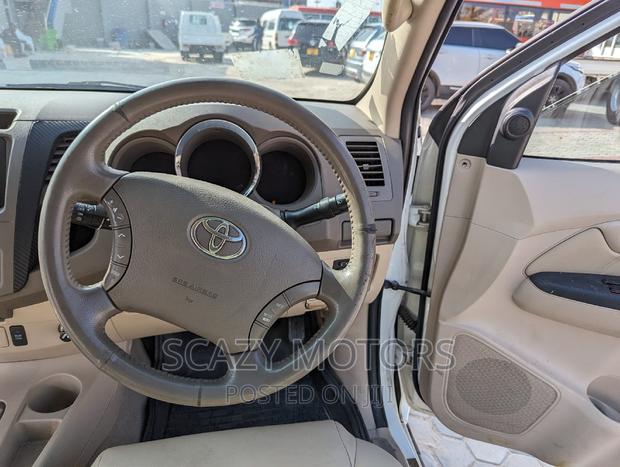 Toyota Fortuner 2005 White