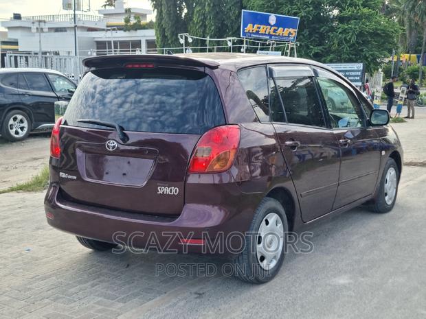 Toyota Corolla Spacio 2006