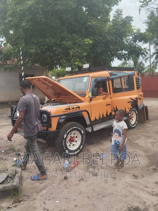 Land Rover Defender 2002 Pink