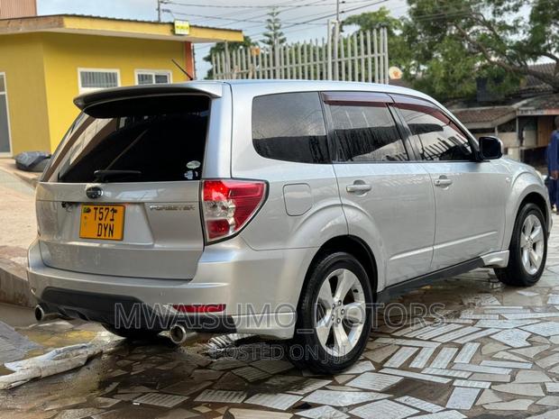 Subaru Forester 2008 Silver