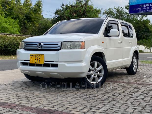 Honda Crossroad 2009 White