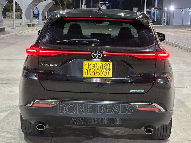 Toyota Harrier 2021 Black