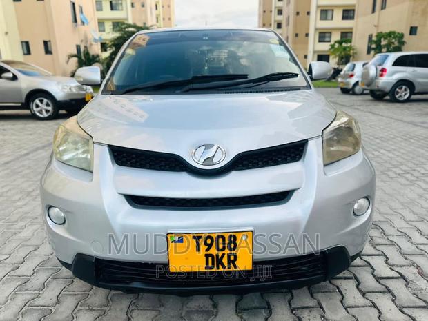 Toyota IST 2007 Silver