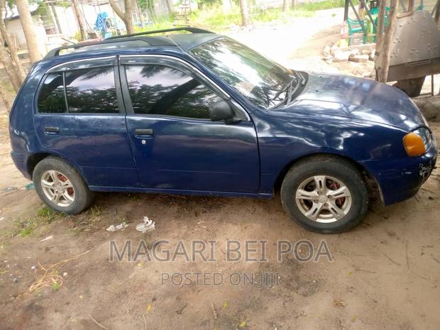 Toyota Starlet 2000 Blue