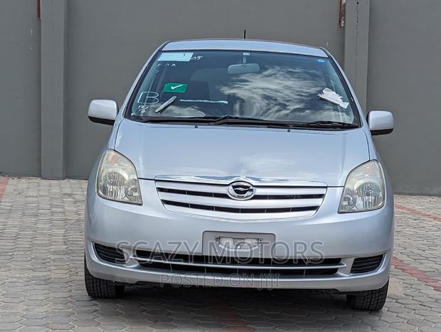 Toyota Corolla Spacio 2003