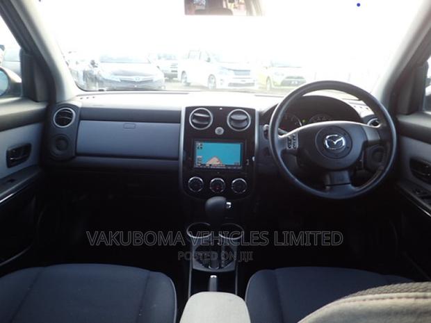 Mazda Verisa 2009 Silver