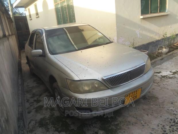 Toyota Vista 2002 Silver