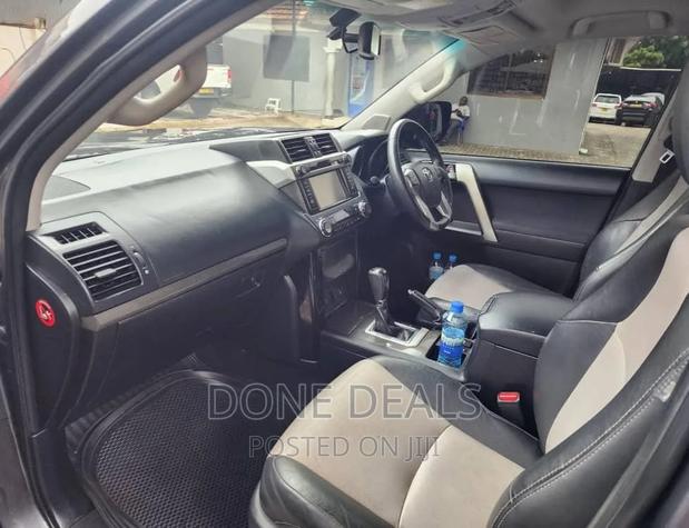 Toyota Land Cruiser Prado 2015 Gray