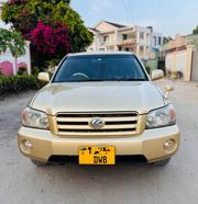 Toyota Kluger 2005 Gold for sale