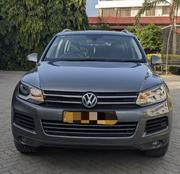 Volkswagen Touareg TDI Executive 2013 Gray for sale
