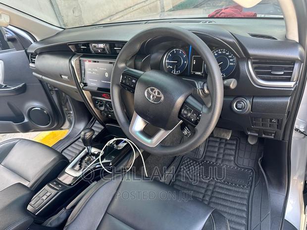 Toyota Fortuner 2020 Silver