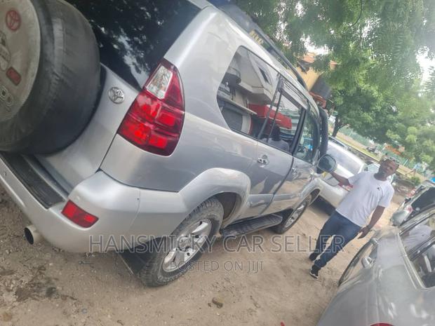 Toyota Land Cruiser 2011 Silver