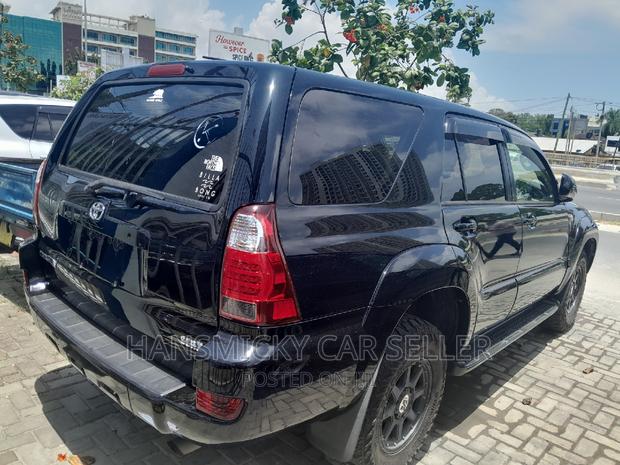 Toyota Hilux Surf 2009 Black
