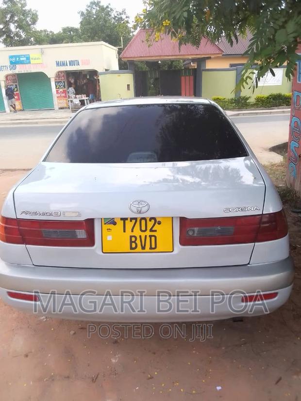 Toyota Premio 2003 Silver