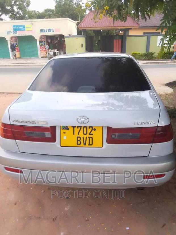 Toyota Premio 2003 Silver